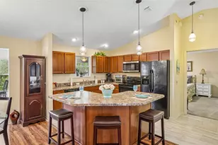 447 Foster Pl, The Villages, FL 32162 - Photo 4