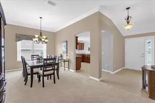401 Bishopville Loop, The Villages, FL 32162 - Photo 12