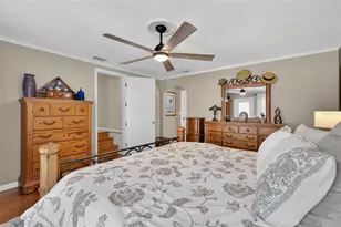 32739 Lake Eustis Dr, Tavares, FL 32778 - Photo 28