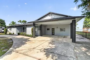 32739 Lake Eustis Dr, Tavares, FL 32778 - Photo 4