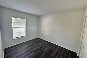 316 E Primrose Ln, Lady Lake, FL 32159 - Photo 10