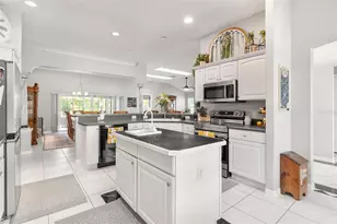 1027 Urico Golf Rd, Lady Lake, FL 32159 - Photo 14