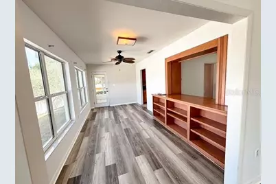 121 E Pine St, Howey in the Hills, FL 34737 - Photo 6