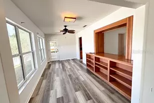 121 E Pine St, Howey in the Hills, FL 34737 - Photo 6