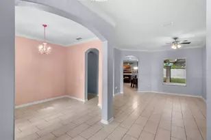 410 Sauvignon Way, Groveland, FL 34736 - Photo 6
