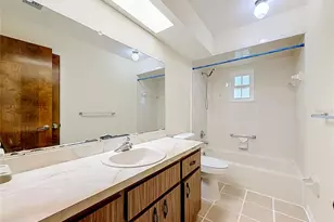 13530 Berkshire Ct, Grand Island, FL 32735 - Photo 18