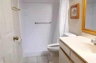 24947 Cranes Roost Cir, Leesburg, FL 34748 - Photo 22