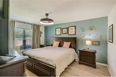 8669 Triumph Circle, Wildwood, FL 34785 - Photo 16