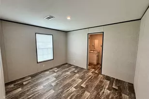 1115 NW 12th Ln, Lake Panasoffkee, FL 33538 - Photo 6