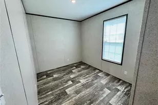1115 NW 12th Ln, Lake Panasoffkee, FL 33538 - Photo 10