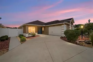 16837 SE 92nd Danna Ave, The Villages, FL 32162 - Photo 2