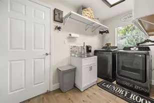 33000 Lakeshore Dr, Tavares, FL 32778 - Photo 22