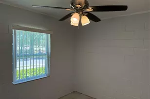1009 McCormack St, Leesburg, FL 34748 - Photo 12