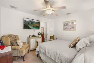 5190 China Sea Dr, Tavares, FL 32778 - Photo 16