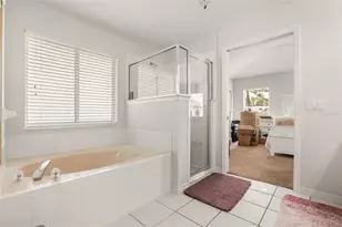 5190 China Sea Dr, Tavares, FL 32778 - Photo 14