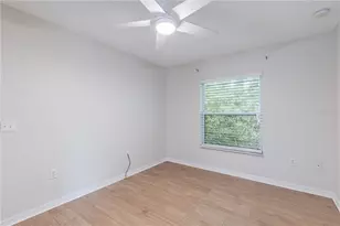 31080 Lochmore Cir, Sorrento, FL 32776 - Photo 18