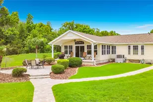 4703 Cassandra Ln, Lakeland, FL 33809 - Photo 4