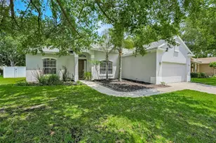 2947 Majestic Isle Dr, Clermont, FL 34711 - Photo 1