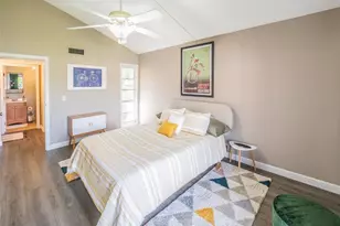 1051 S Highland St, Mount Dora, FL 32757 - Photo 14