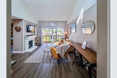1051 S Highland Street #7E, Mount Dora, FL 32757 - Photo 2