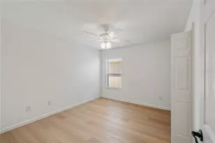 2255 Patricia Pl, The Villages, FL 32163 - Photo 8