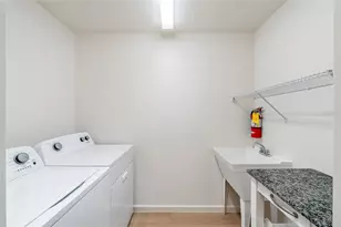 2255 Patricia Pl, The Villages, FL 32163 - Photo 20