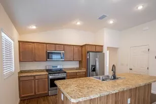 2255 Patricia Pl, The Villages, FL 32163 - Photo 8