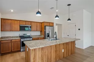 2255 Patricia Pl, The Villages, FL 32163 - Photo 12