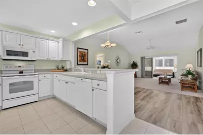 403 McLeod Lane, The Villages, FL 32162 - Photo 4