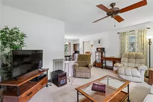 774 SE 116th Ln, Webster, FL 33597 - Photo 8