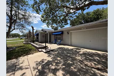 2003 Cordero Court, The Villages, FL 32159 - Photo 2
