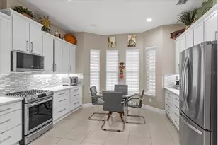 187 Balmy Coast Rd, Groveland, FL 34736 - Photo 14