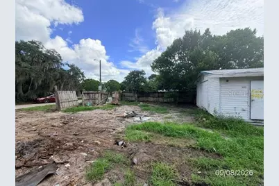 12024 Lakeview Drive, Leesburg, FL 34788 - Photo 18