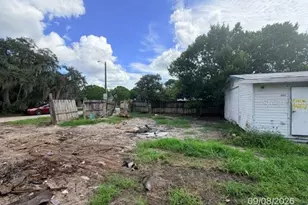 12024 Lakeview Dr, Leesburg, FL 34788 - Photo 18