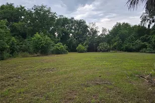 10679 Goose Prairie Rd, Leesburg, FL 34788 - Photo 8