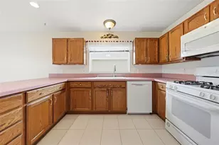 1344 Augustine Dr, The Villages, FL 32159 - Photo 14