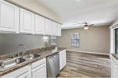 100 E Oak Terrace Drive #D2, Leesburg, FL 34748 - Photo 4