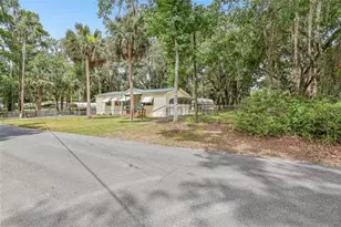 2903 Cr 426E, Lake Panasoffkee, FL 33538 - Photo 2