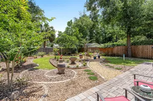 964 N Grandview St, Mount Dora, FL 32757 - Photo 8