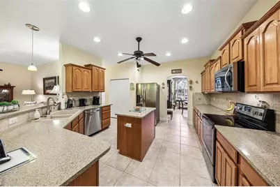 19200 Lake Swatara Drive, Eustis, FL 32736 - Photo 18