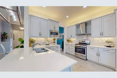 30843 Lindentree Drive, Wesley Chapel, FL 33543 - Photo 2