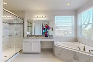 30843 Lindentree Dr, Wesley Chapel, FL 33543 - Photo 8