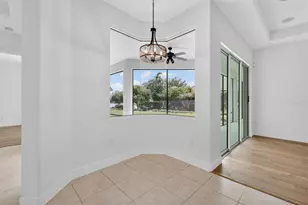 8237 Bridgeport Bay Cir, Mount Dora, FL 32757 - Photo 10
