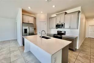 965 Laurel Vw Wy, Groveland, FL 34736 - Photo 10