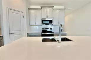 965 Laurel Vw Wy, Groveland, FL 34736 - Photo 8