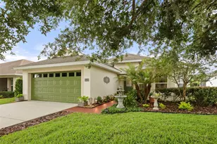 30429 Island Club Dr, Tavares, FL 32778 - Photo 2