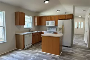 25335 Cranes Roost Cir, Leesburg, FL 34748 - Photo 6