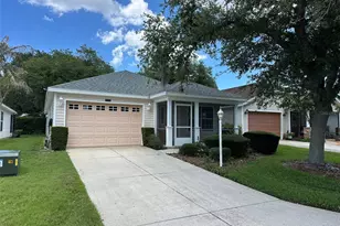 25335 Cranes Roost Cir, Leesburg, FL 34748 - Photo 1