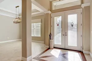 8461 Bridgeport Bay Cir, Mount Dora, FL 32757 - Photo 4