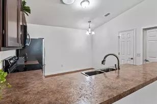1388 Viola Ct, The Villages, FL 32163 - Photo 14